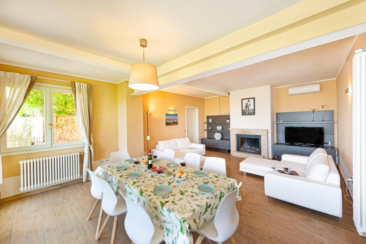 Villa Pratello Padenghe sul Garda Esterno foto