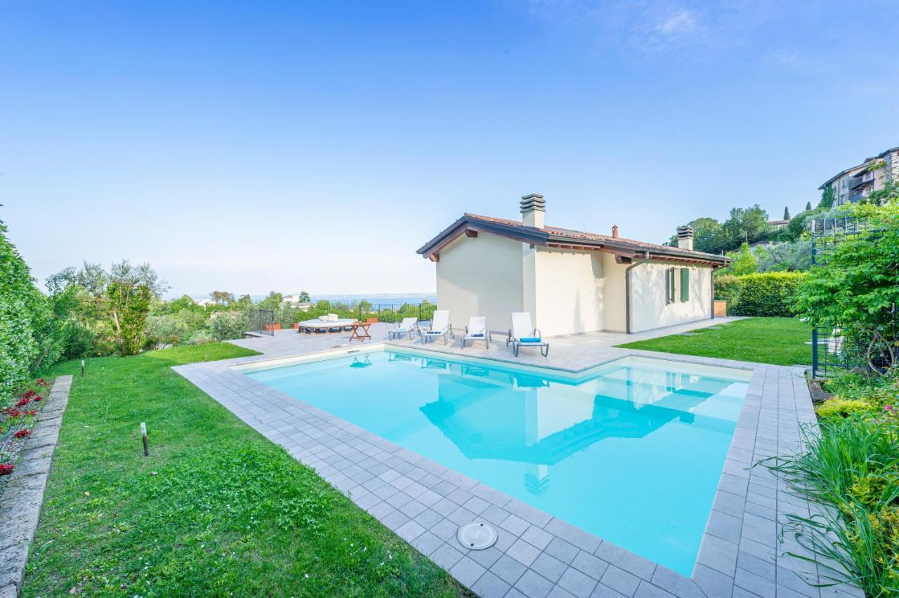 Villa Pratello Padenghe sul Garda Esterno foto