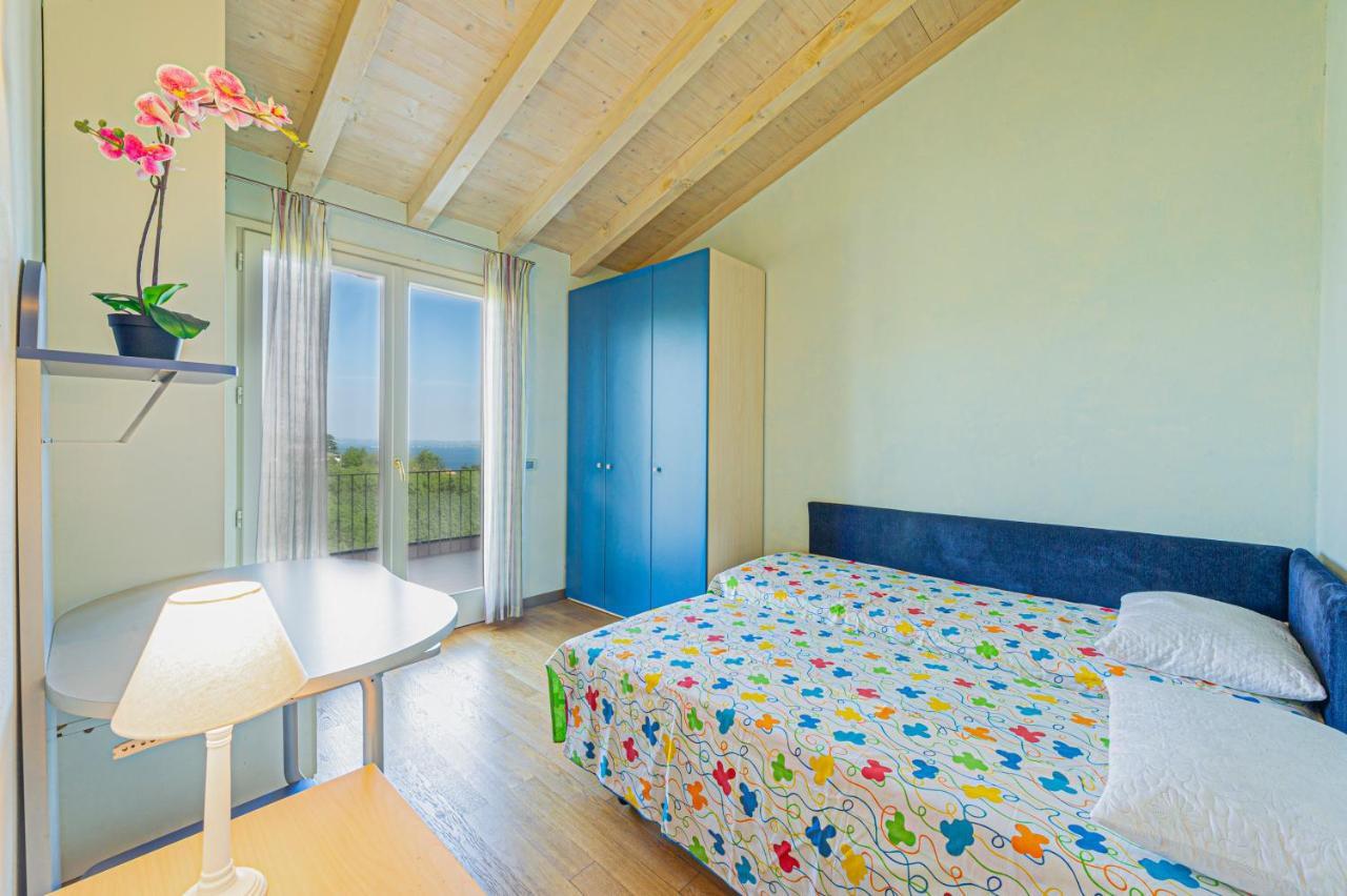 Villa Pratello Padenghe sul Garda Esterno foto