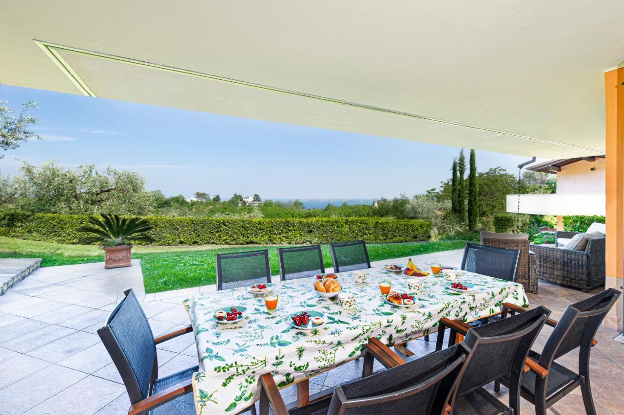 Villa Pratello Padenghe sul Garda Esterno foto